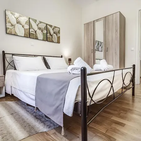Koketa Luxury Corfu (city)
